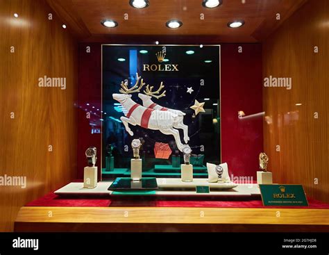 rolex window christmas display 2019|Christmas collection from Rolex brand in store window.